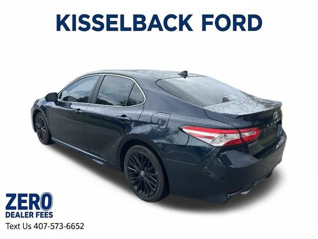 Used 2020 Toyota Camry SE FWD image 6