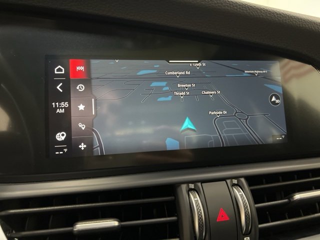 Used 2023 Alfa Romeo Giulia Veloce image 25