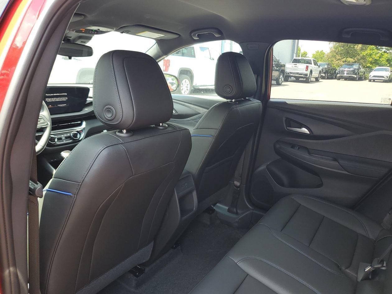 New 2026 Buick Envista Sport Touring w/ Convenience II Package FWD image 9