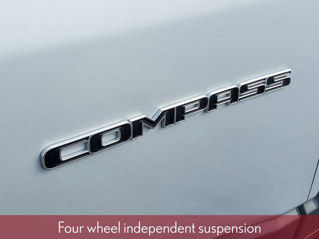 Used 2024 Jeep Compass Limited image 7