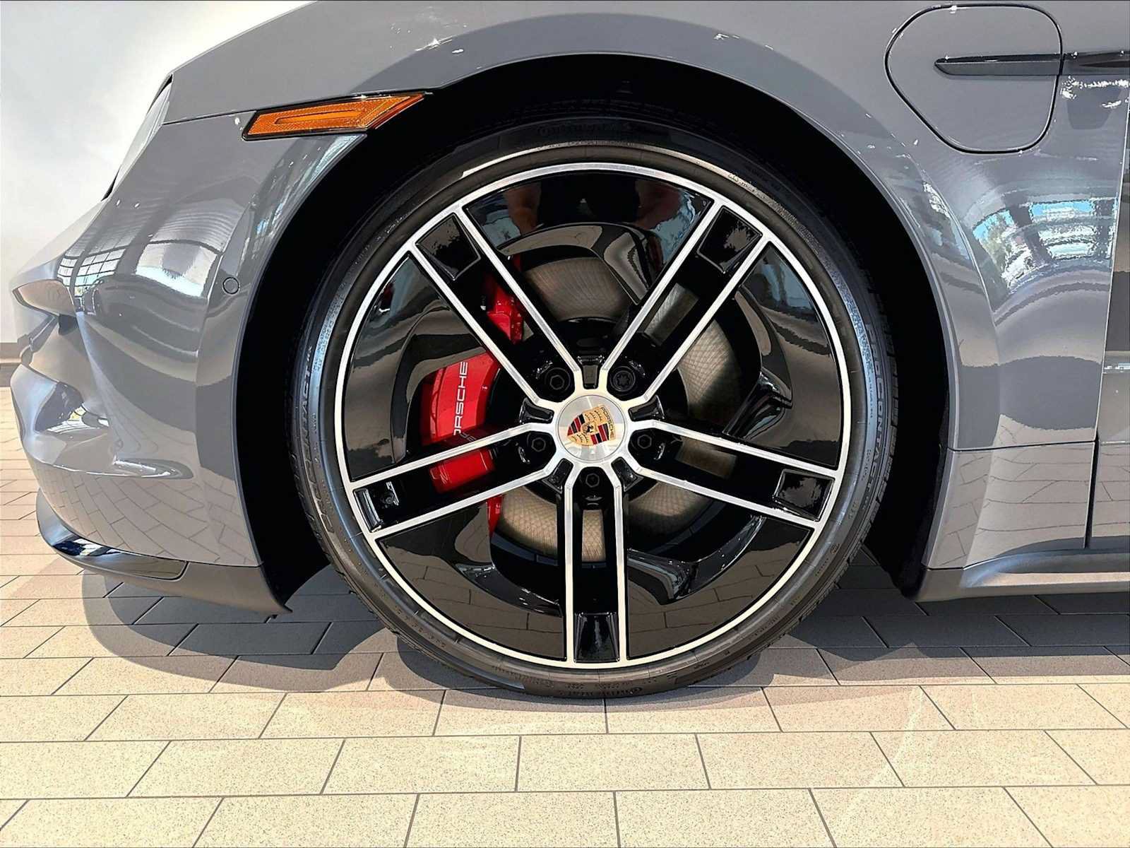 New 2026 Porsche Taycan GTS AWD/4WD image 11