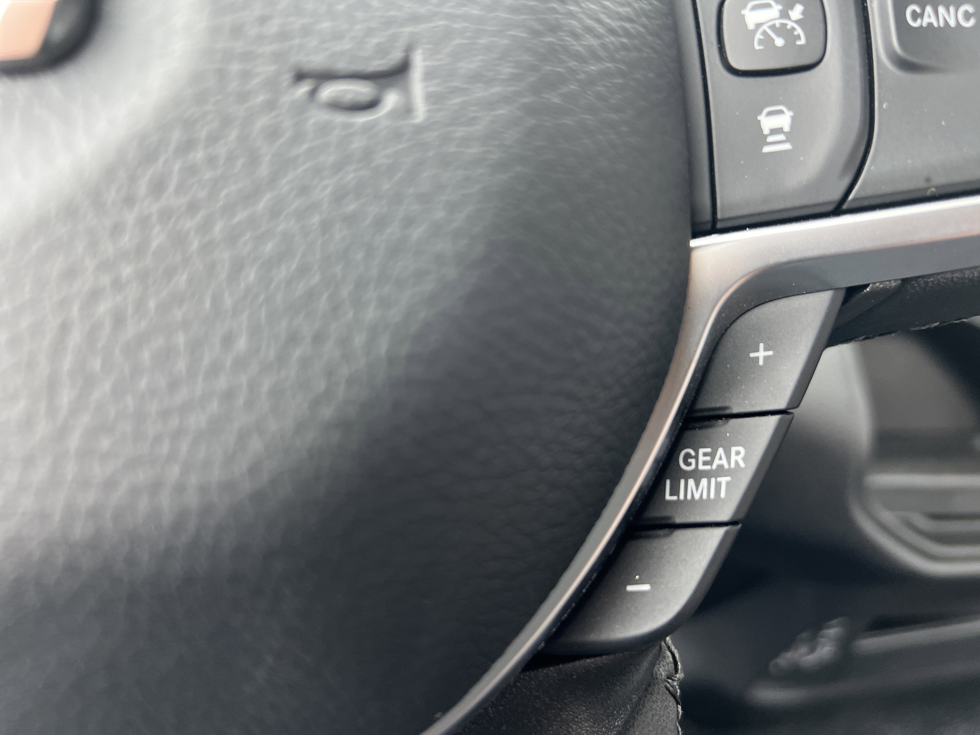 Used 2025 RAM 5500 2WD Regular Cab image 28