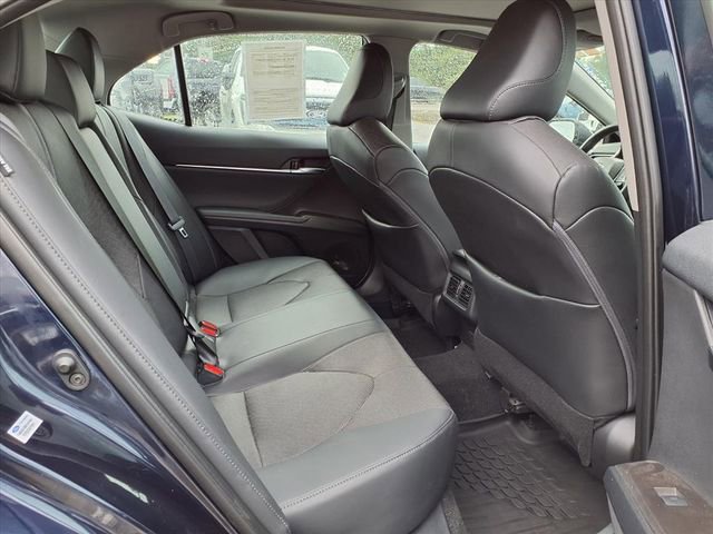 Used 2022 Toyota Camry XLE w/ Navigation Package FWD image 7