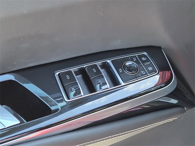 Certified 2025 Cadillac Escalade Sport Platinum w/ LPO, ONYX Package image 24