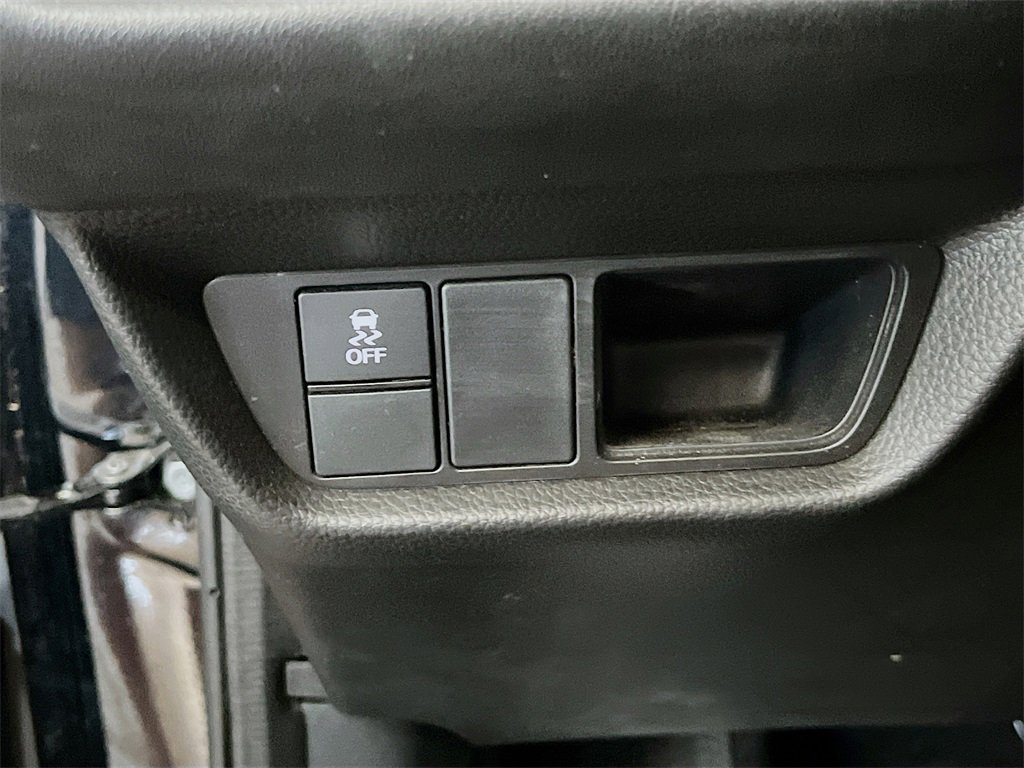 Used 2023 Honda HR-V LX image 10