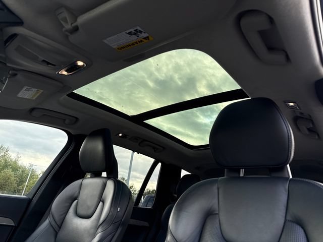 Used 2021 Volvo XC90 T6 Inscription w/ Lounge Package AWD/4WD image 15