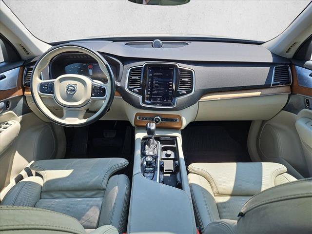 Used 2017 Volvo XC90 T6 Inscription w/ Vision Package AWD/4WD image 19