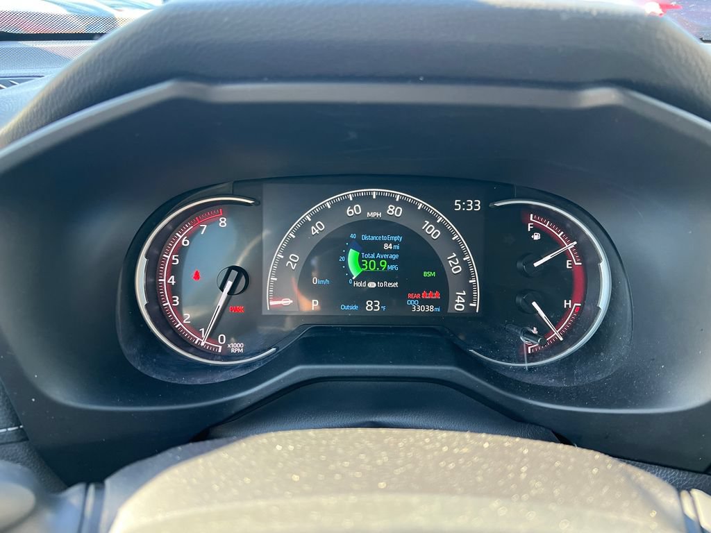 Used 2025 Toyota RAV4 XLE FWD image 28