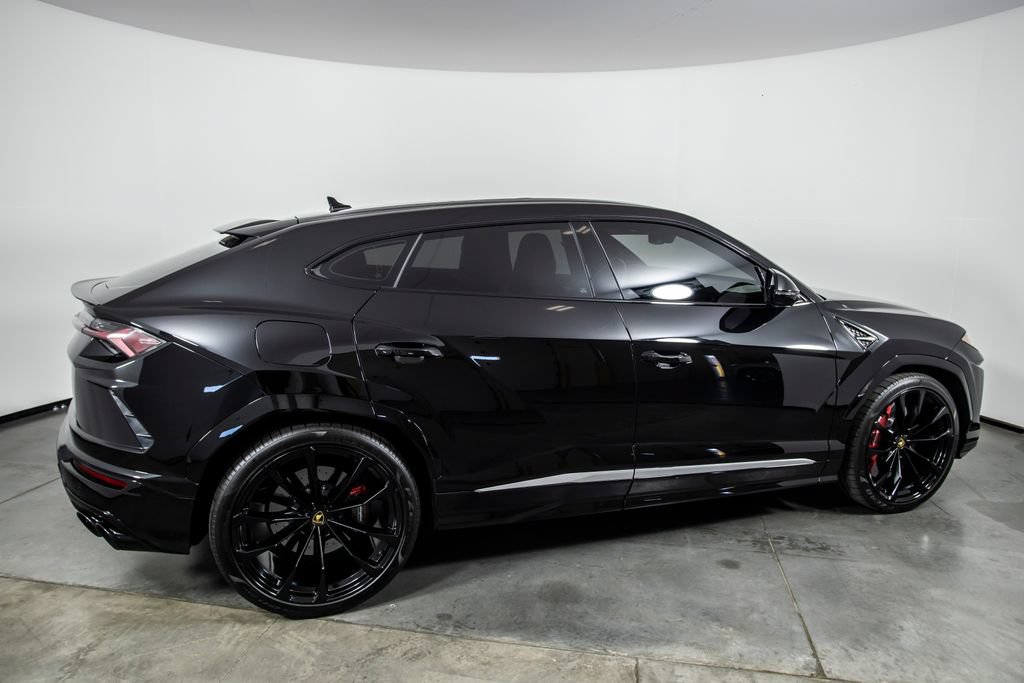 Used 2021 Lamborghini Urus AWD/4WD image 6