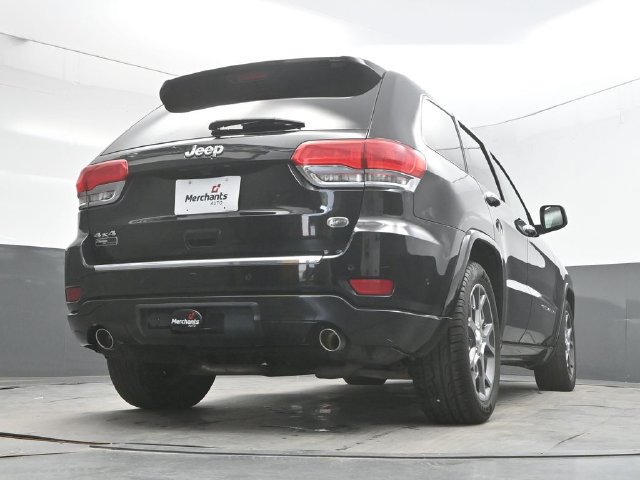 Used 2019 Jeep Grand Cherokee Overland AWD/4WD image 38
