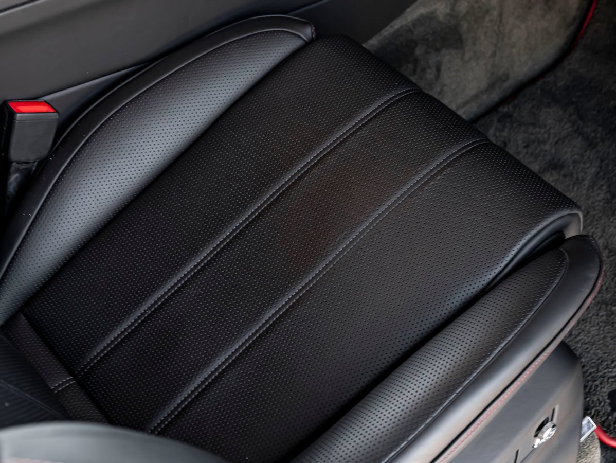 Certified 2022 Bentley Bentayga AWD/4WD image 34