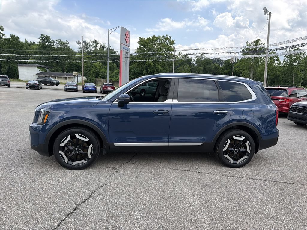 Used 2023 Kia Telluride S w/ S Sunroof Package AWD/4WD image 8