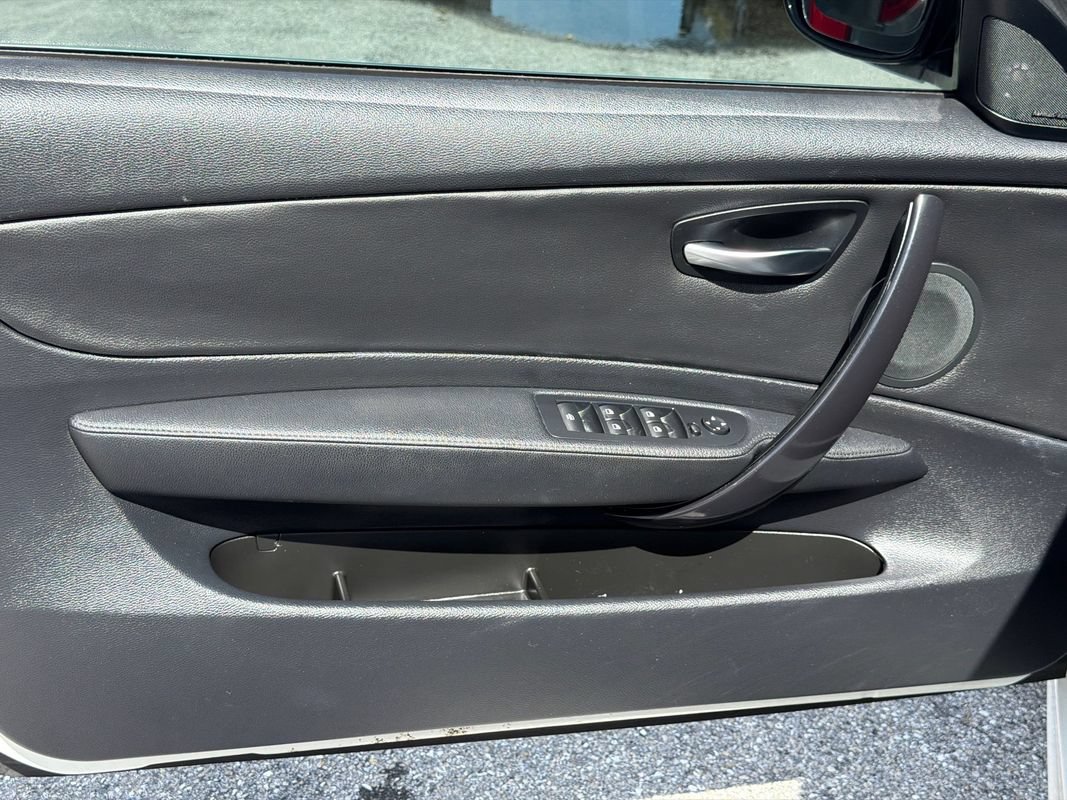 Used 2013 BMW 128i Convertible RWD image 13