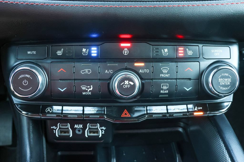 Used 2025 Dodge Durango GT AWD/4WD image 29