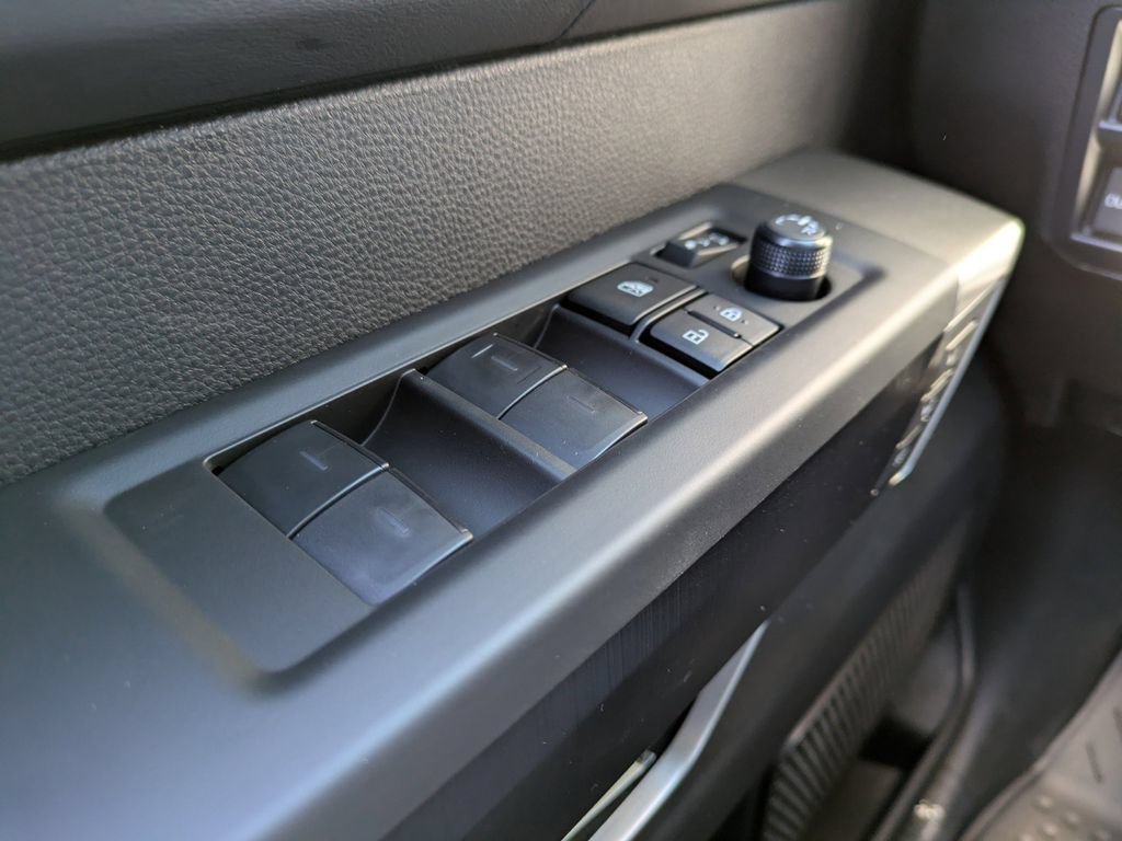 New 2026 Toyota Tundra Platinum AWD/4WD image 25