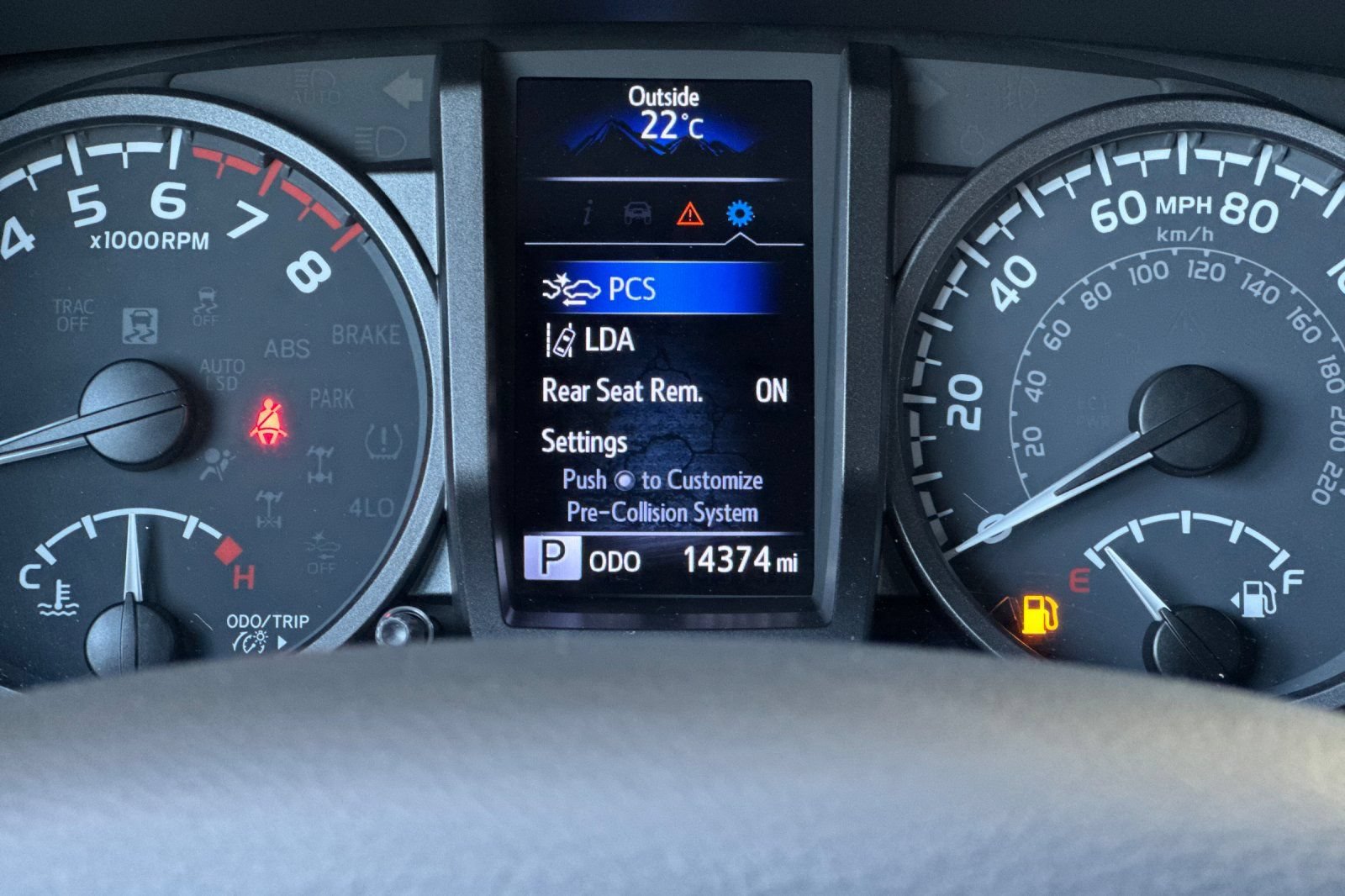 Used 2023 Toyota Tacoma TRD Off-Road w/ Technology Package AWD/4WD image 25