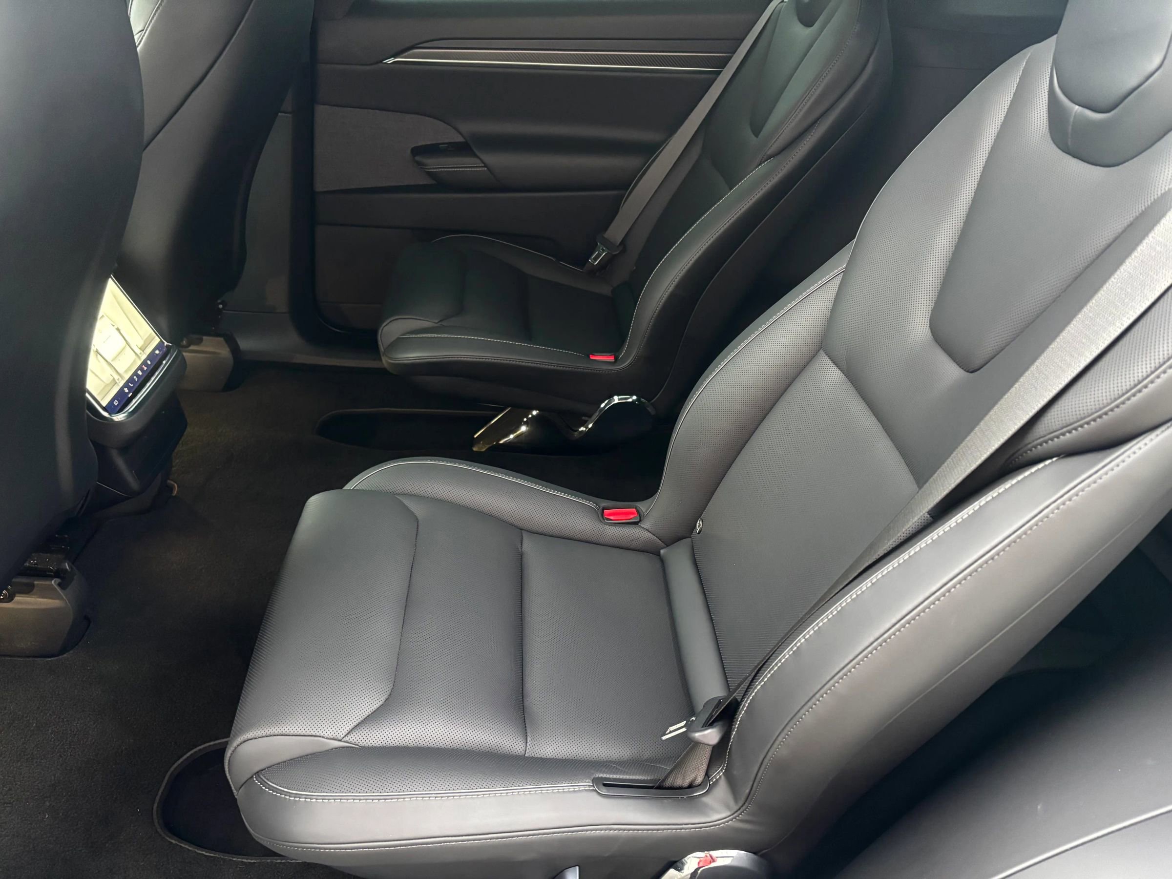 Used 2023 Tesla Model X Plaid image 14