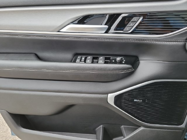 New 2026 Jeep Grand Wagoneer Limited AWD/4WD image 20