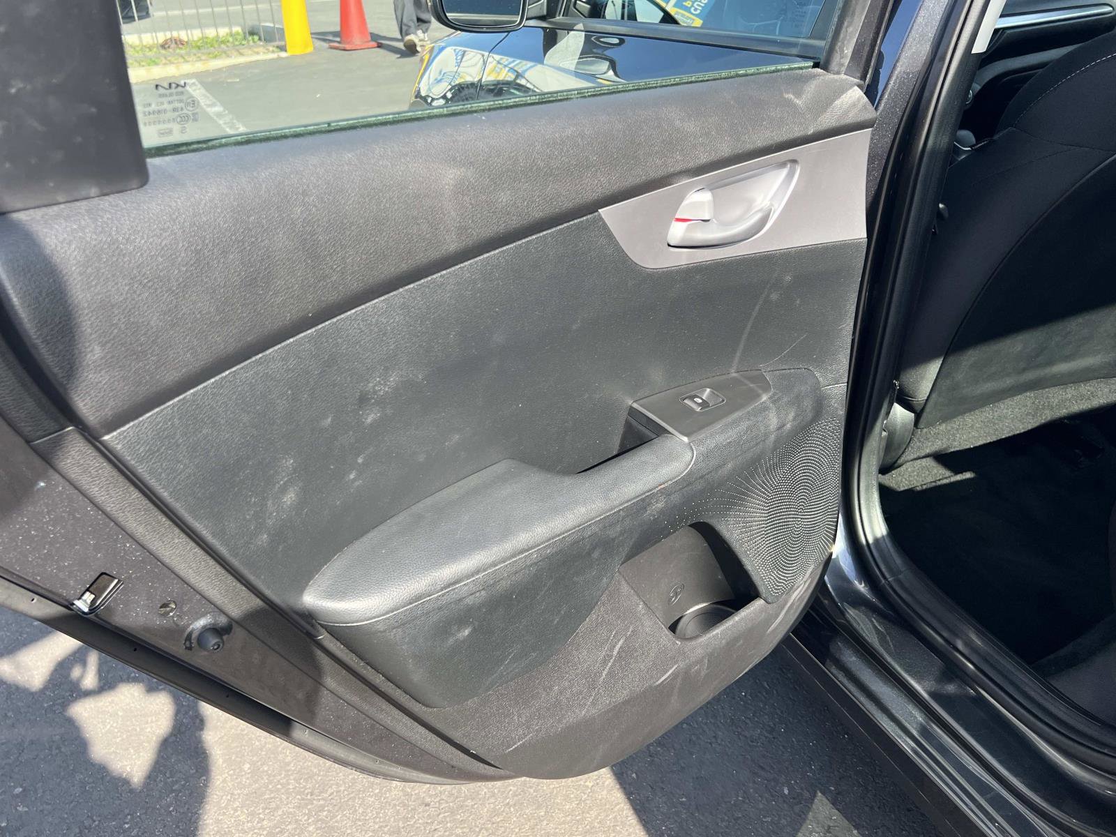 Used 2023 Kia Forte LX image 20