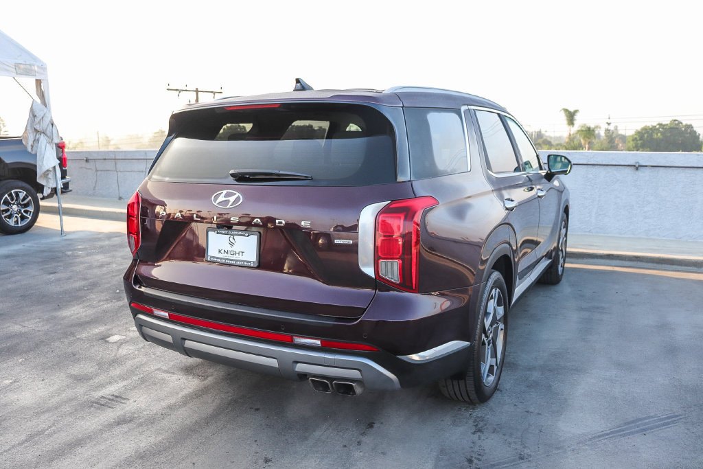 Used 2023 Hyundai Palisade Limited AWD/4WD image 9