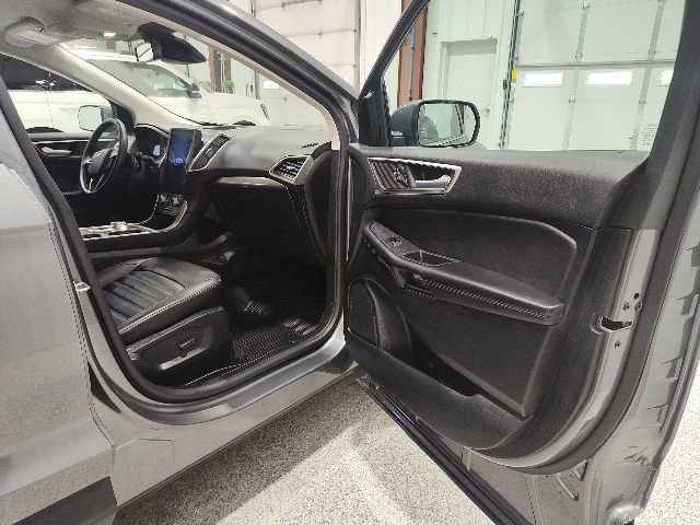 Used 2023 Ford Edge SEL w/ Convenience Package AWD/4WD image 19