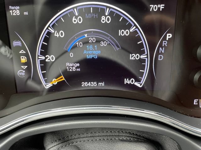 Used 2019 Jeep Grand Cherokee Limited AWD/4WD image 18