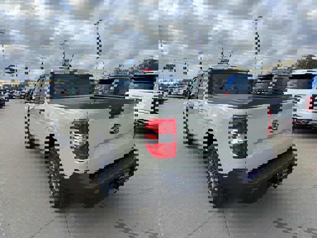 New 2025 Ford Maverick XLT w/ XLT Luxury Package image 7