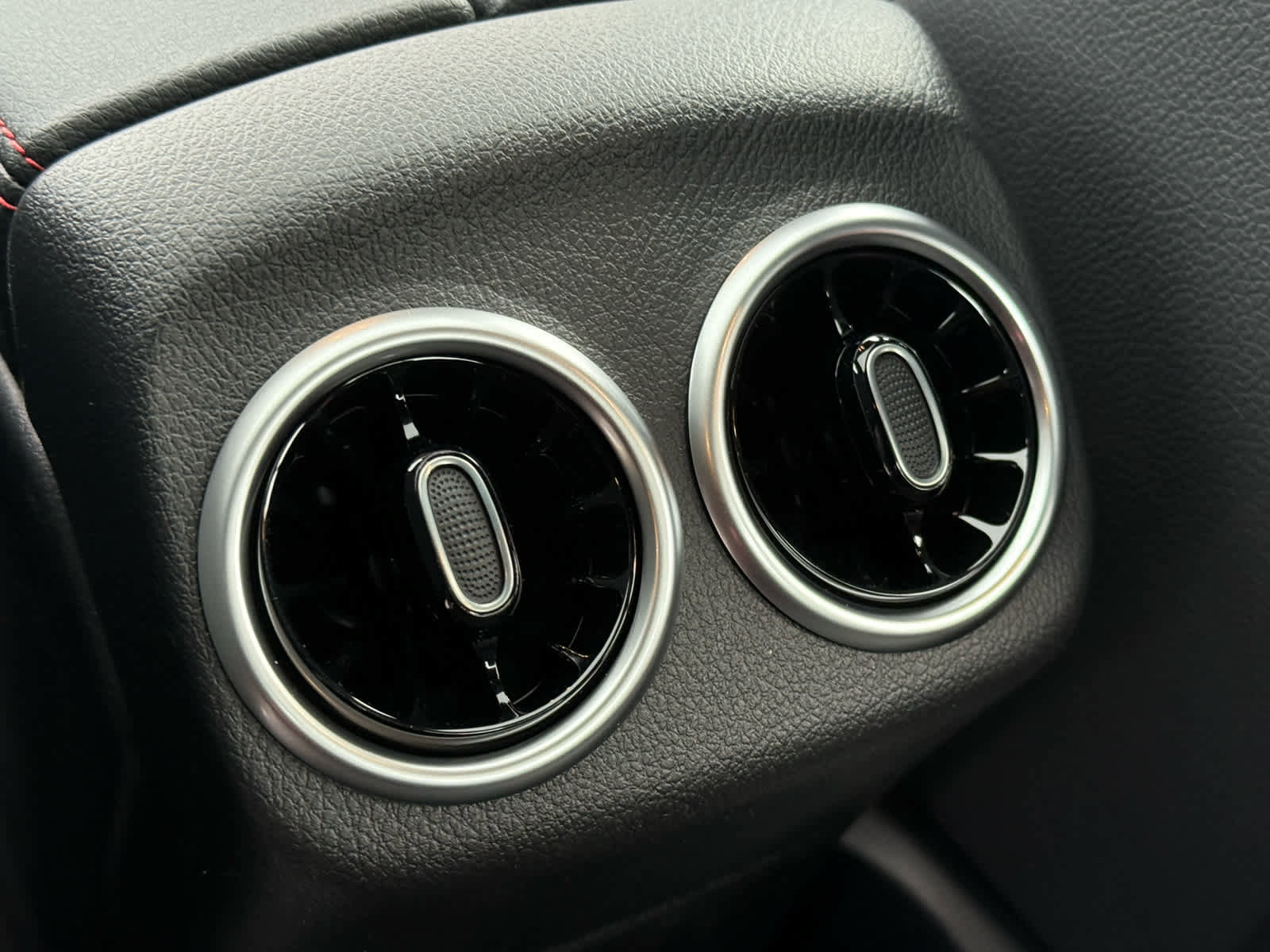 Used 2025 Mercedes-Benz CLA 35 AMG AMG CLA 35 image 31