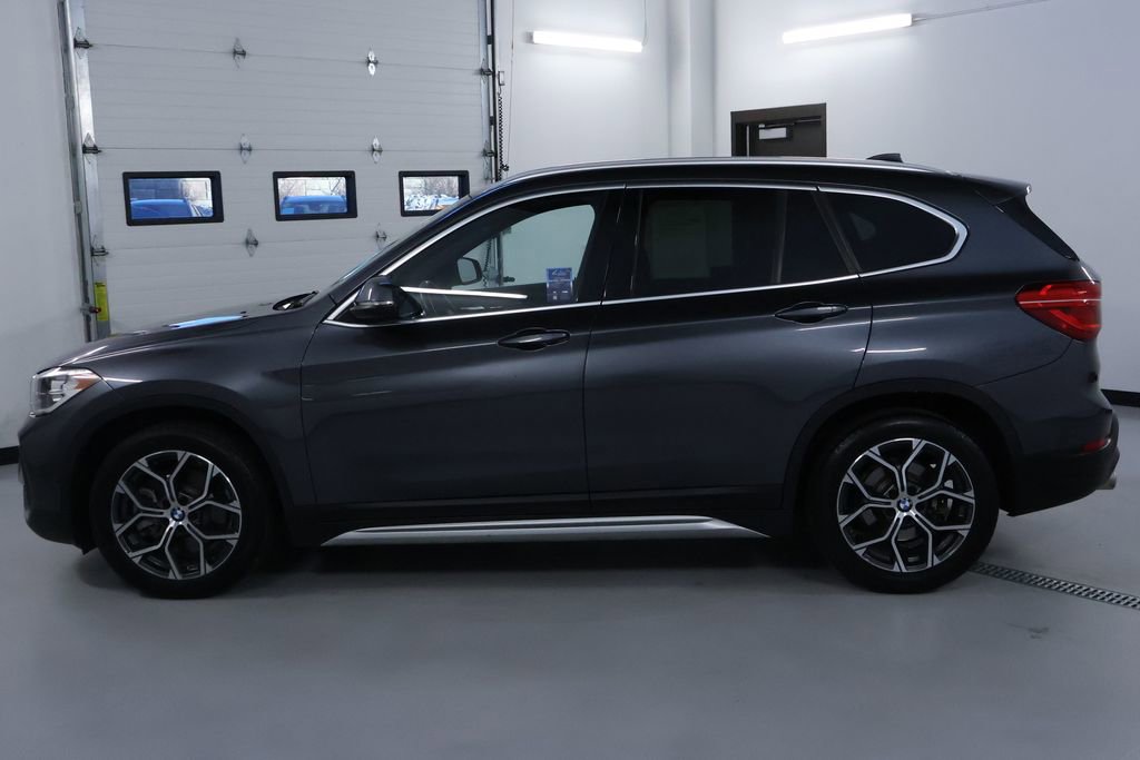 Used 2022 BMW X1 xDrive28i w/ Convenience Package AWD/4WD image 4