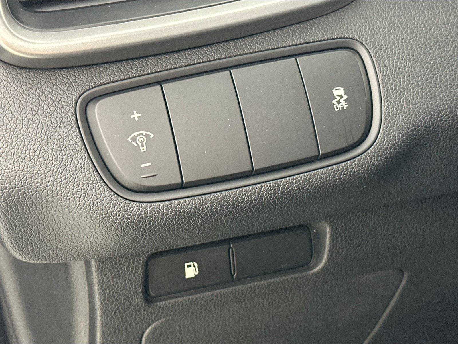 Used 2019 Kia Sorento L FWD image 10
