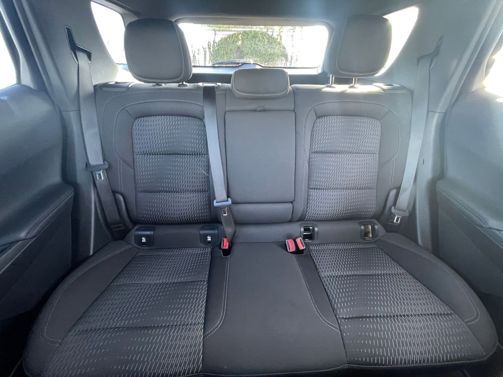 Used 2025 Chevrolet Equinox LT image 33