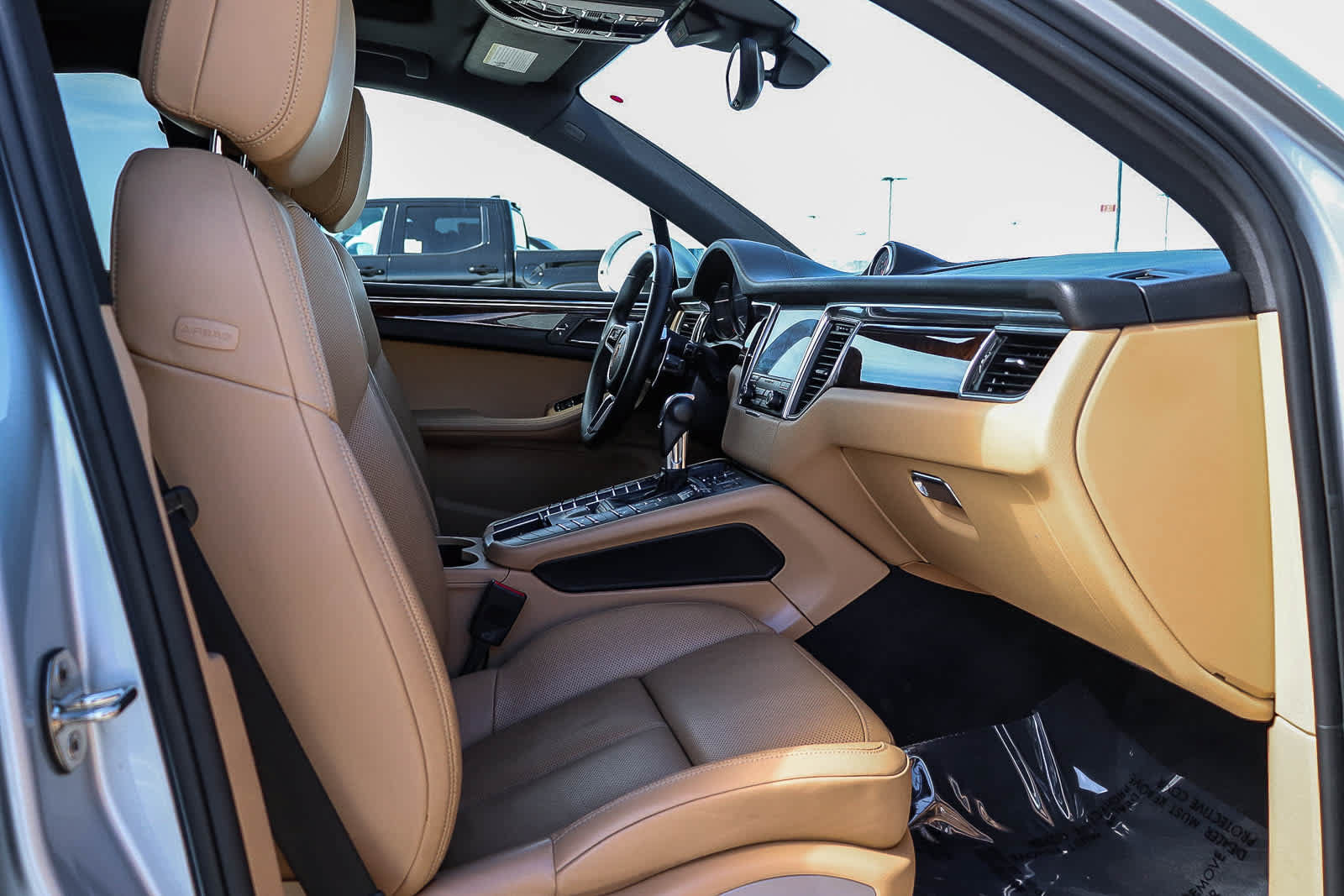 Used 2017 Porsche Macan S AWD/4WD image 18