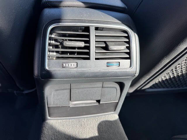 Used 2015 Audi A4 2.0T Premium image 33