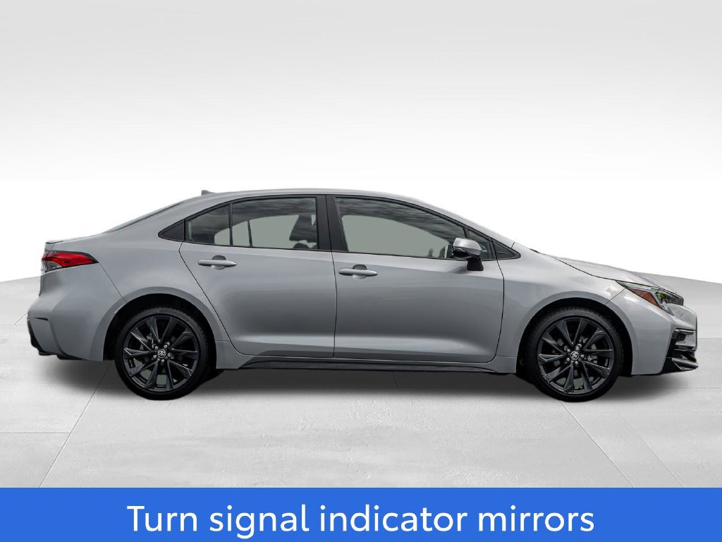 Used 2026 Toyota Corolla SE FWD image 8
