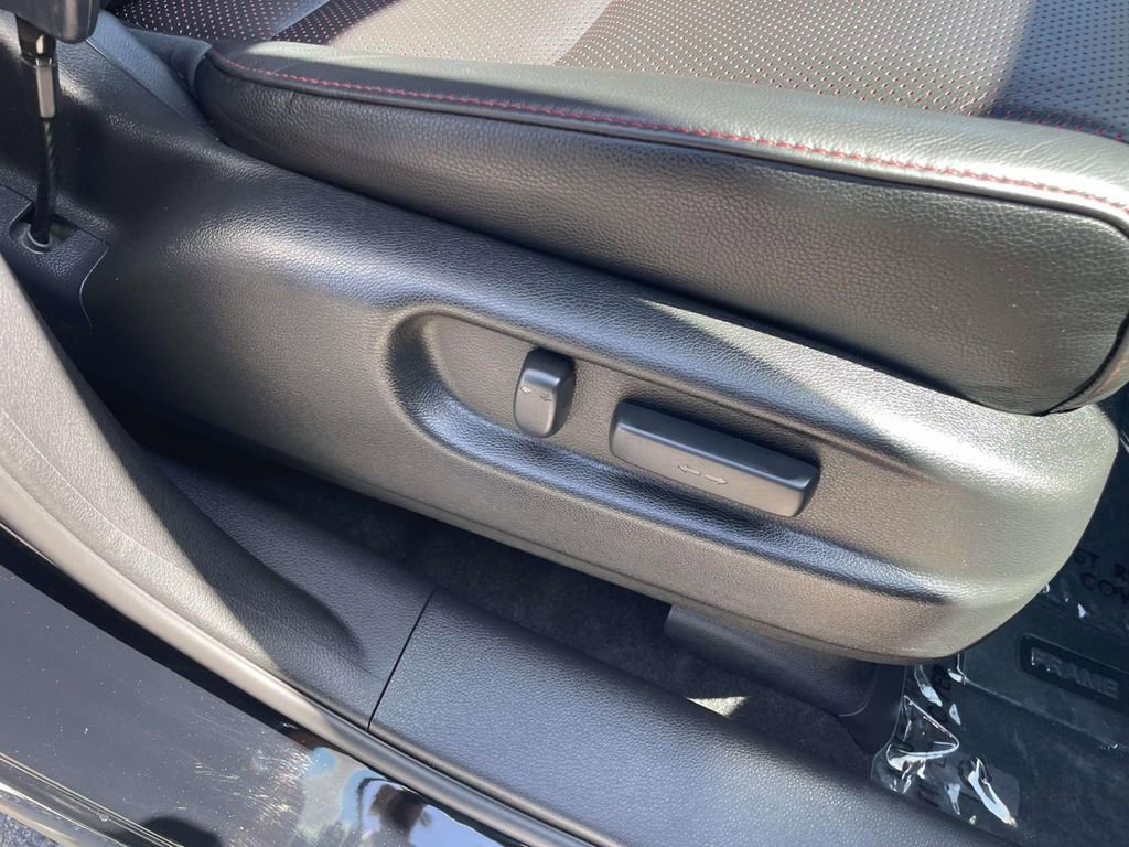 Used 2018 Honda Ridgeline Black Edition image 25