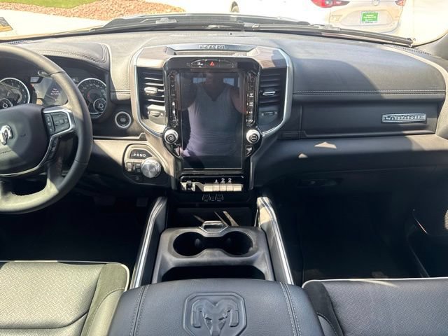 Used 2025 RAM 1500 Laramie w/ Sport Appearance Package AWD/4WD image 12