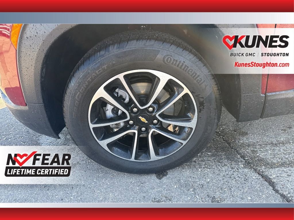 Used 2025 Chevrolet TrailBlazer LT w/ Driver Confidence Package image 15