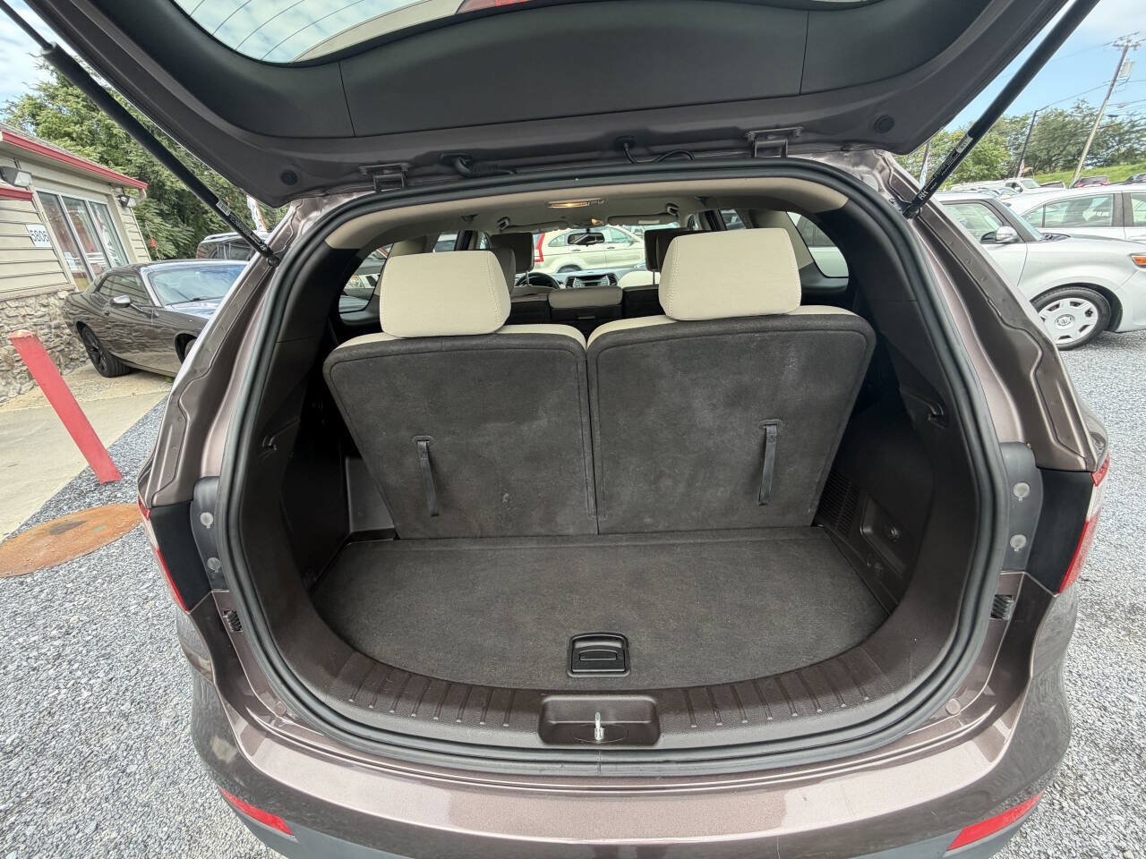 Used 2015 Hyundai Santa Fe GLS AWD/4WD image 14