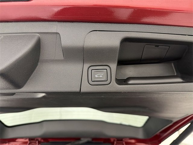 Certified 2023 GMC Acadia SLE w/ Driver Convenience Package image 17