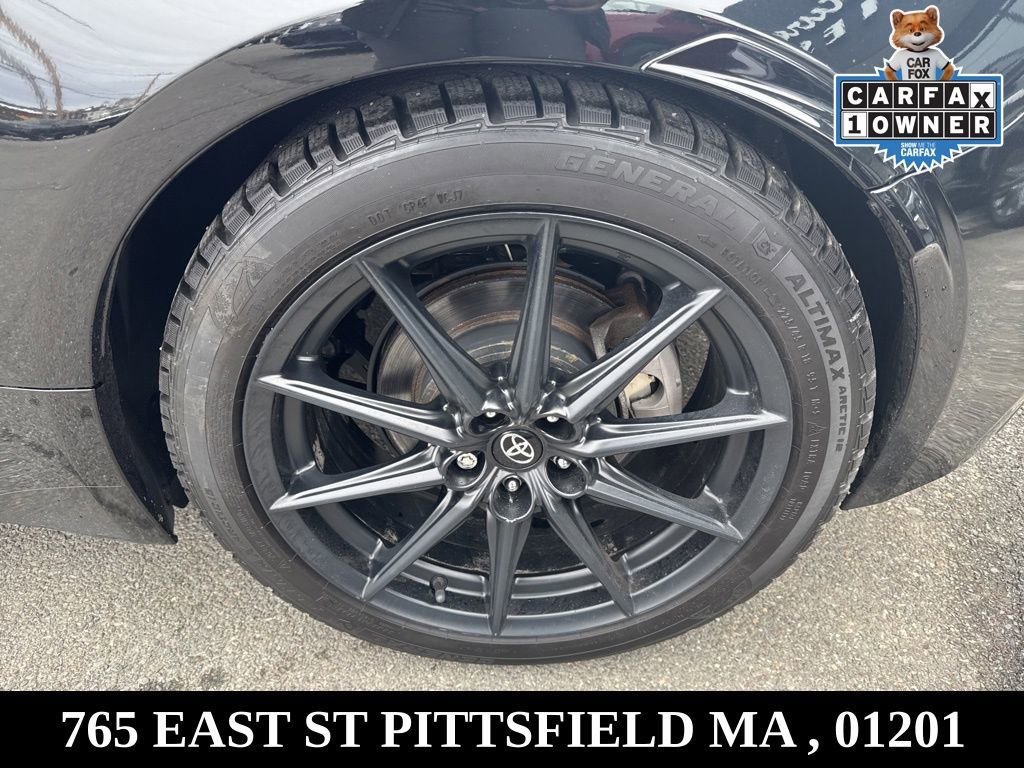 Used 2023 Toyota GR86 Premium w/ ALL Weather Mat Package (TMS) image 24