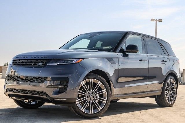 New 2025 Land Rover Range Rover Sport SE