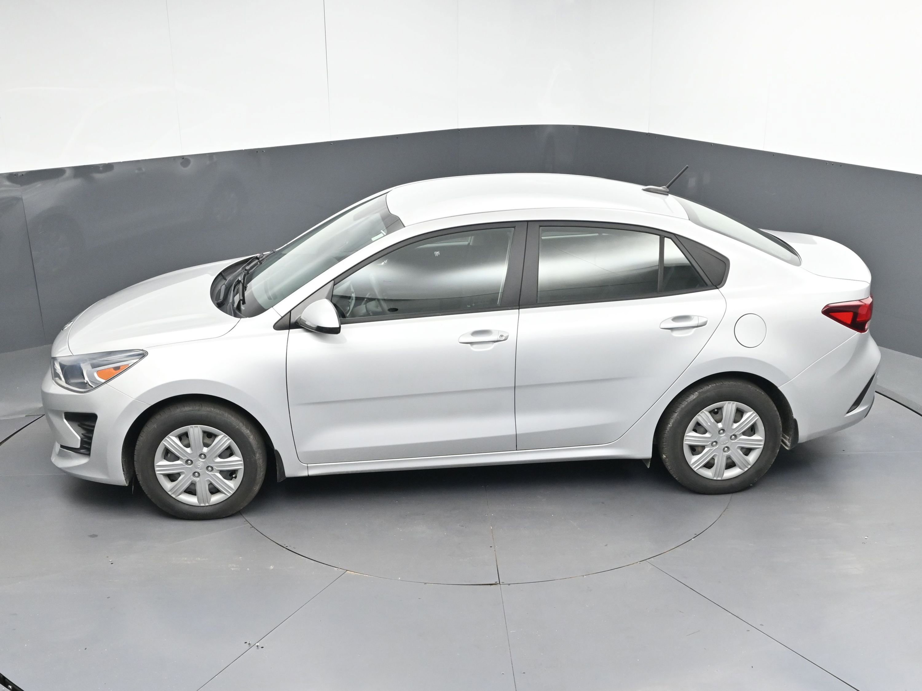 Used 2021 Kia Rio LX image 35