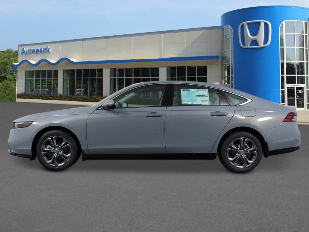 New 2026 Honda Accord EX-L image 2