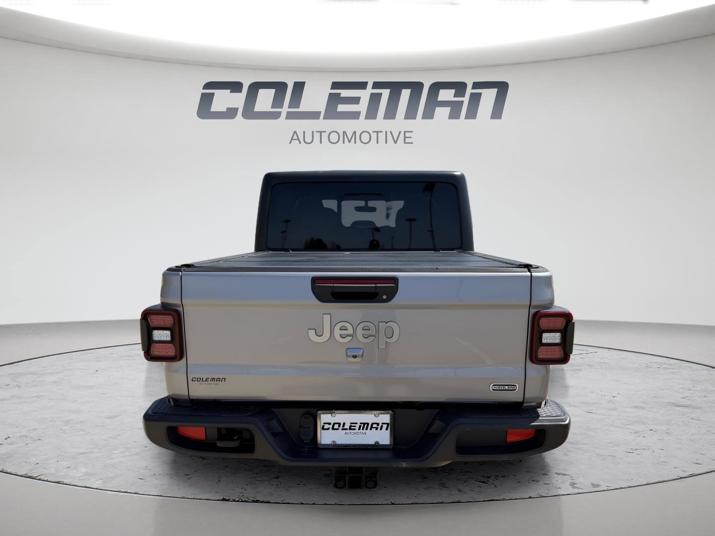 Used 2020 Jeep Gladiator Overland image 5