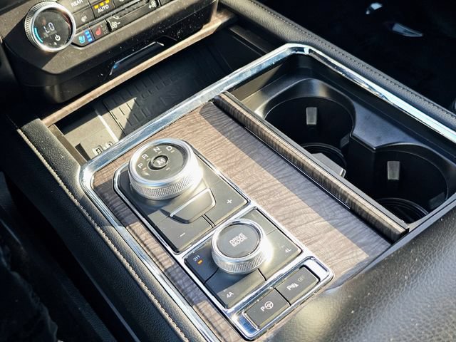 Used 2021 Ford Expedition Limited AWD/4WD image 37