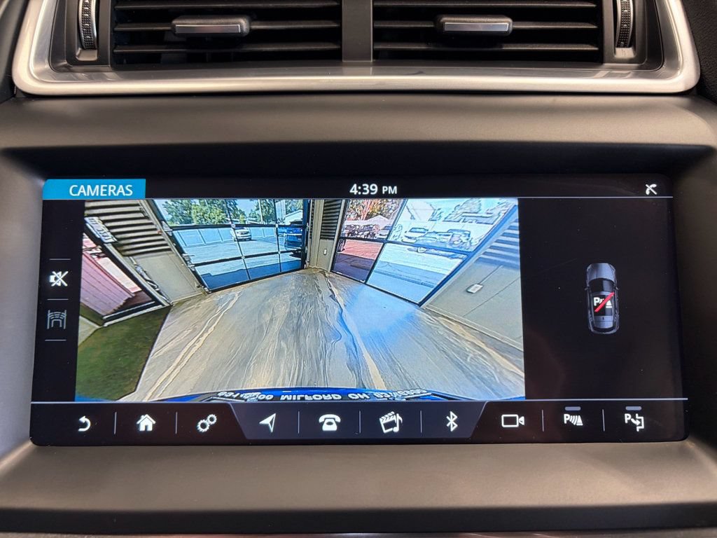 Used 2019 Jaguar E-PACE R-Dynamic SE AWD/4WD image 17