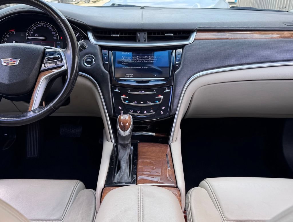 Used 2019 Cadillac XTS Luxury FWD image 3