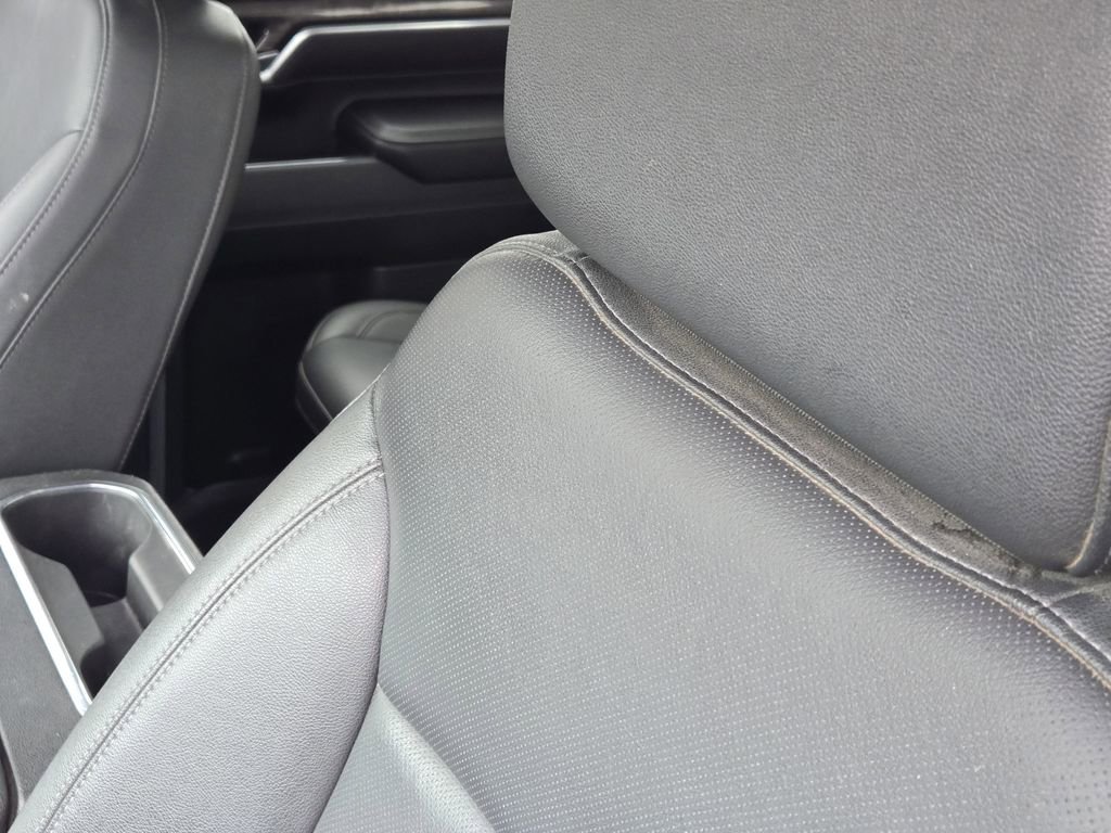 Used 2025 Chevrolet Silverado 2500 LTZ w/ LTZ Plus Package image 18