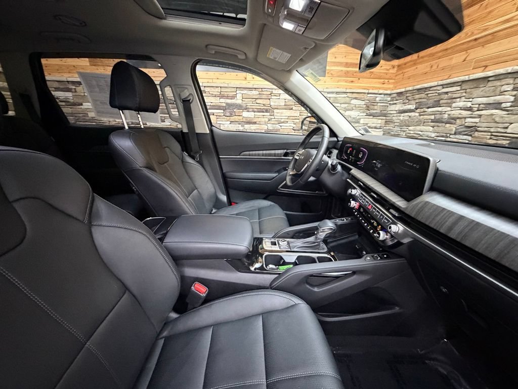 Used 2025 Kia Telluride EX AWD/4WD image 14