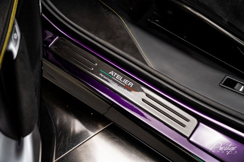 Used 2025 Ferrari SF90 Spider image 35